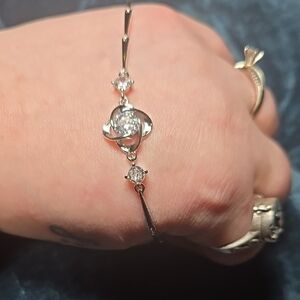 .925 Silver Bracelet with Crystal Accents 8in